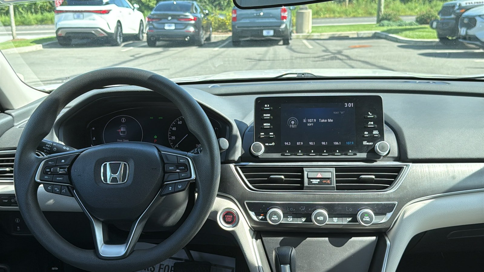 Used 2018 Honda Accord LX image 24