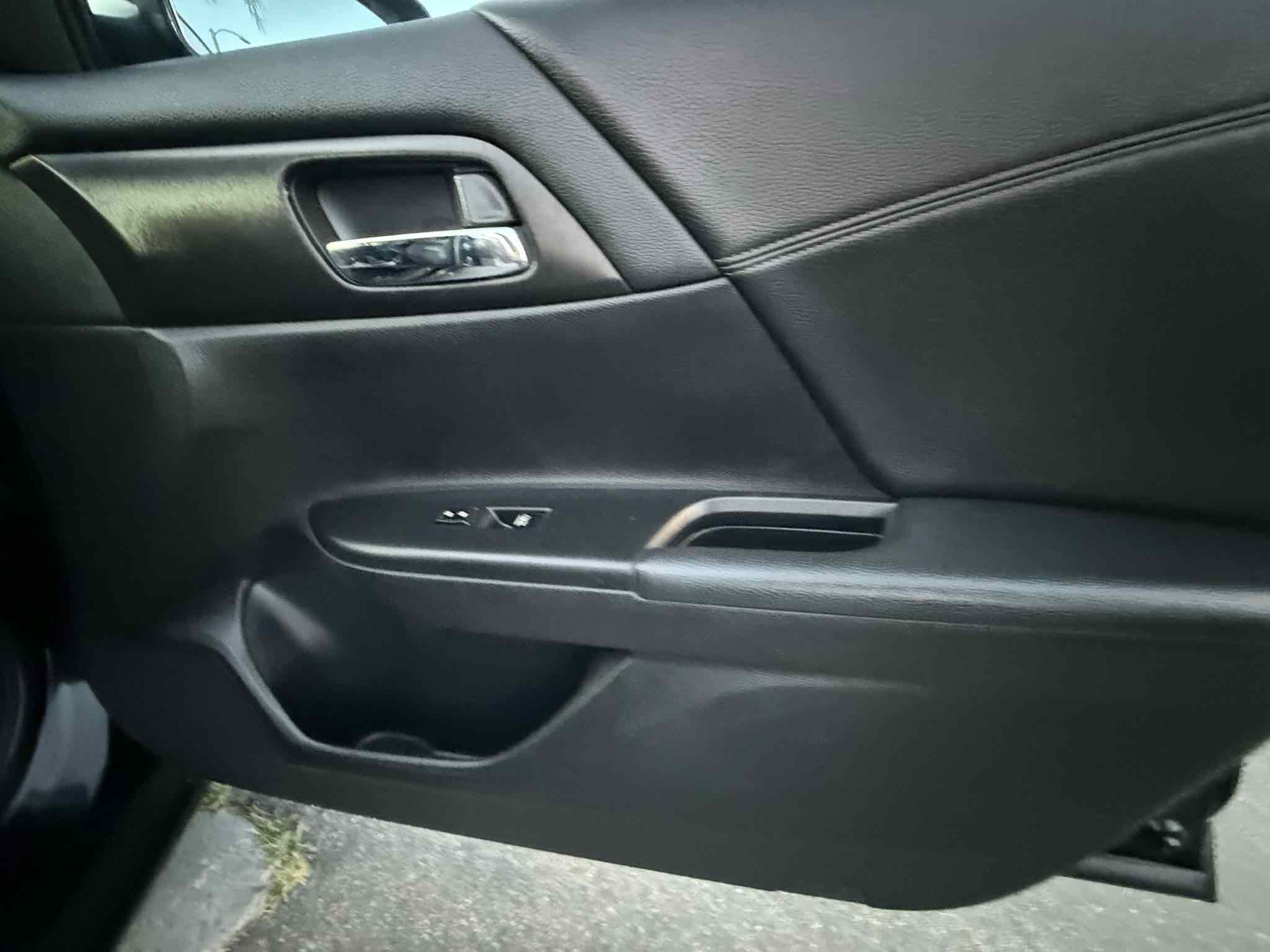 Used 2013 Honda Accord EX-L image 40