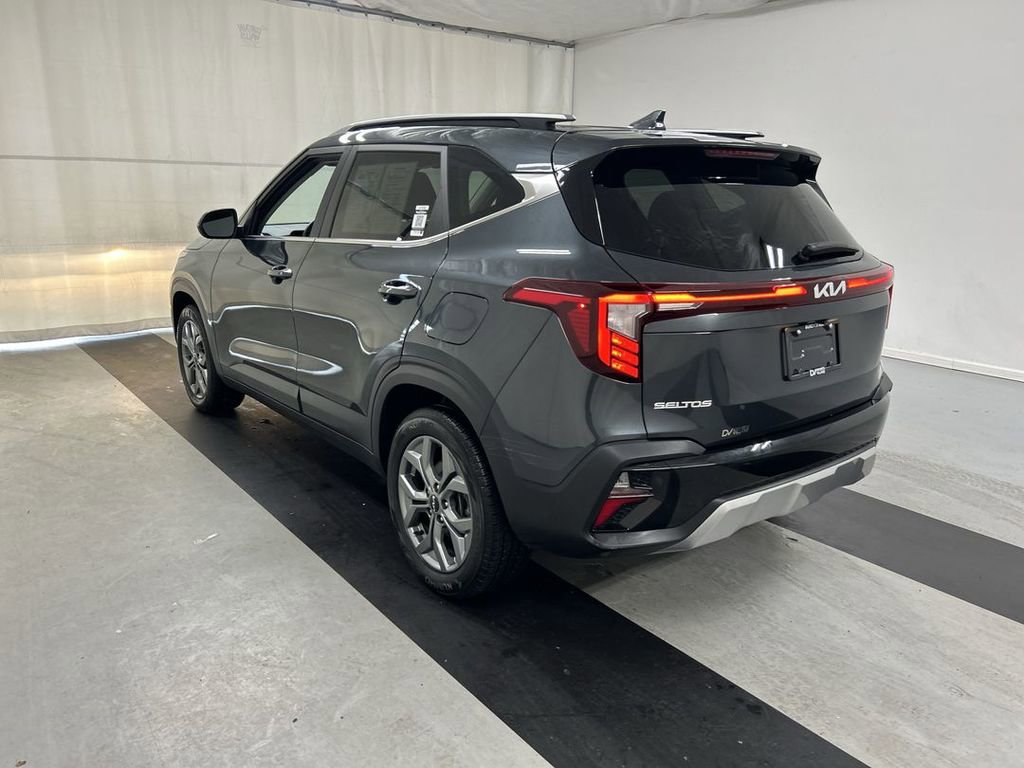 Certified 2024 Kia Seltos S image 7