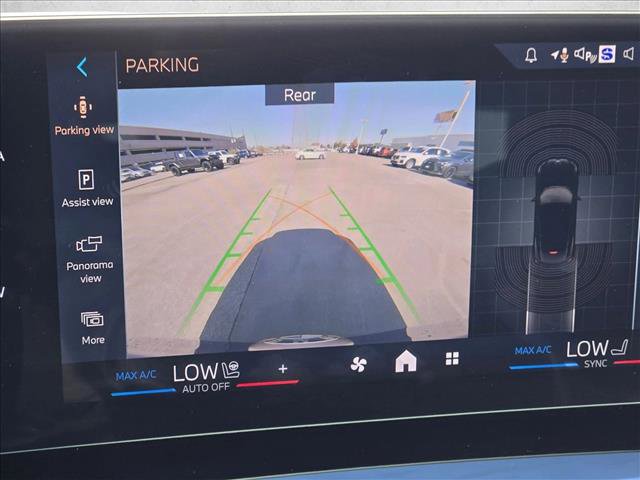 Used 2025 BMW X2 xDrive28i image 12