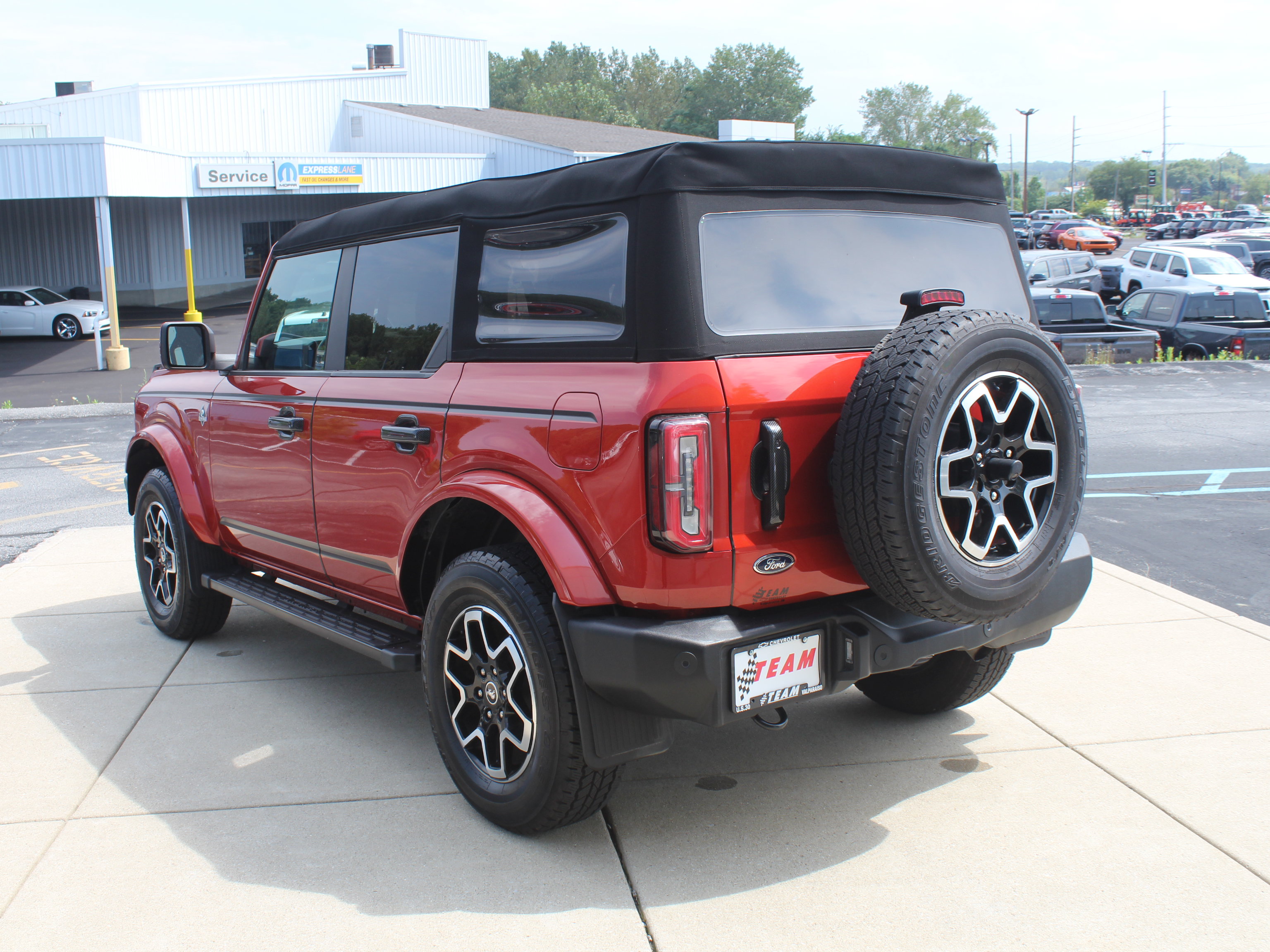 Used 2023 Ford Bronco Outer Banks AWD/4WD image 8