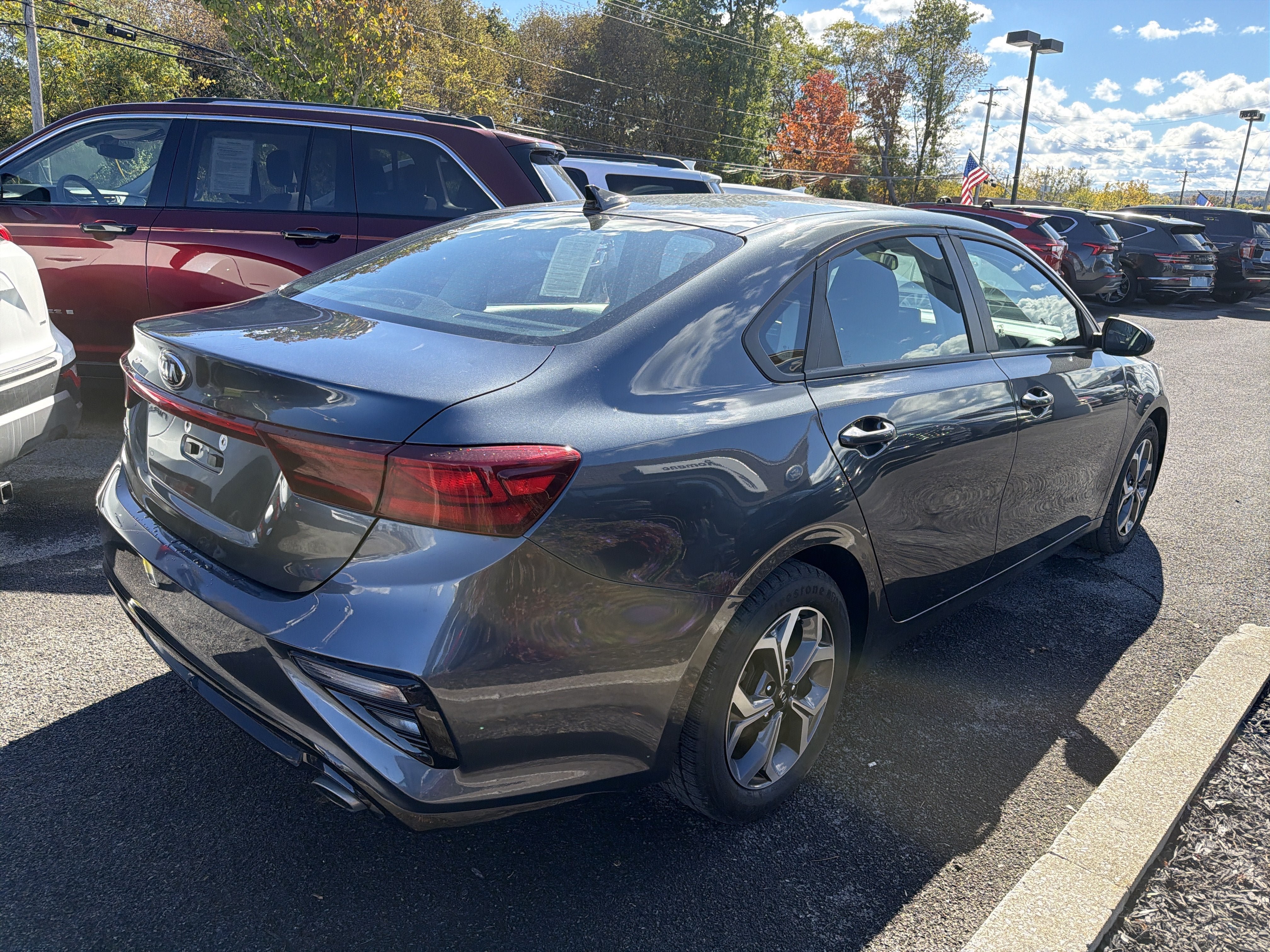Used 2019 Kia Forte LXS FWD image 7