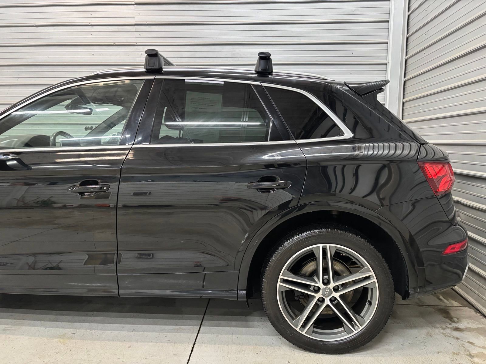 Used 2018 Audi SQ5 Prestige w/ Prestige Package image 5