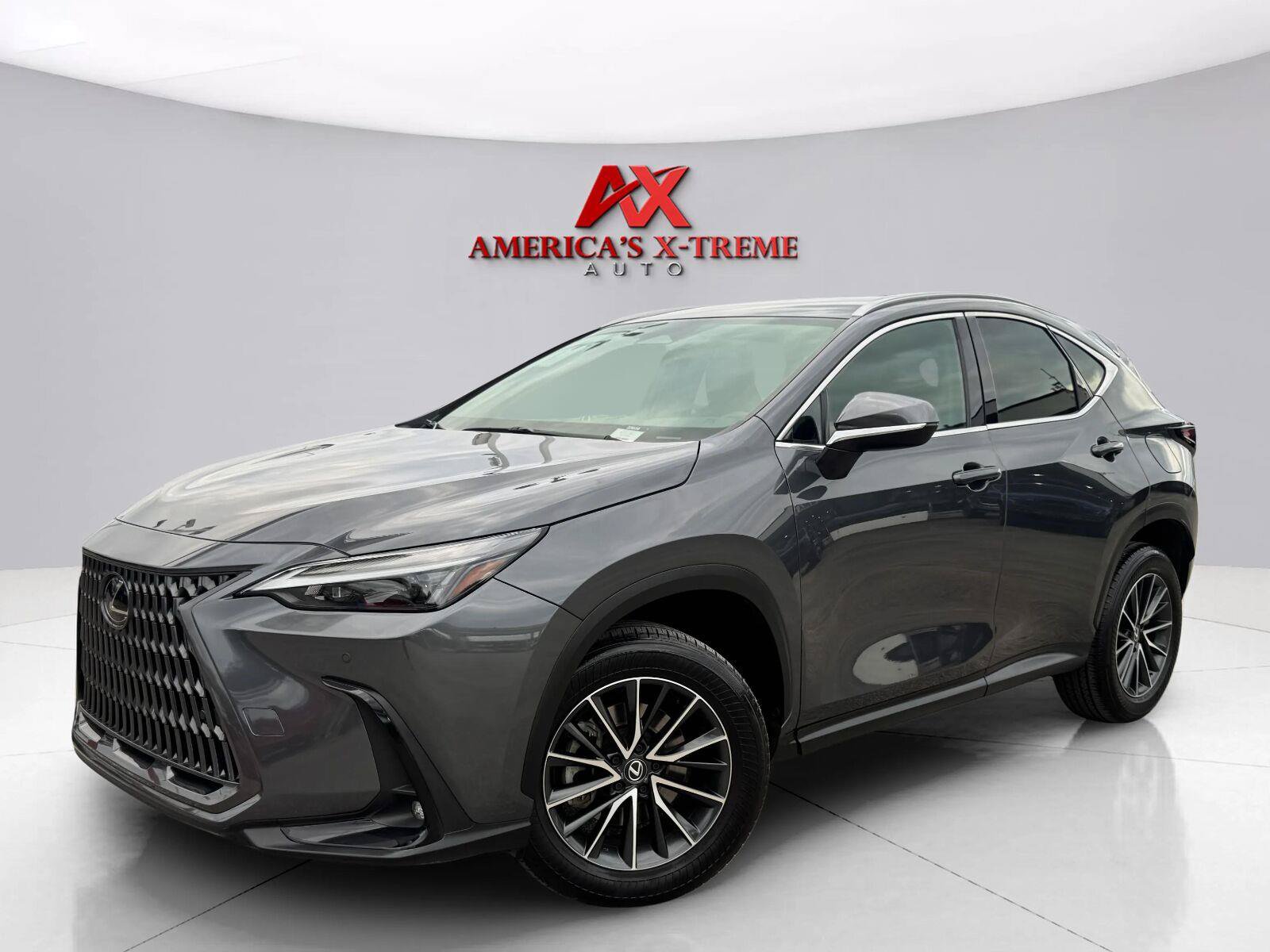 Used 2025 Lexus NX 250 FWD w/ Towing Package (2000 Lbs) image 1