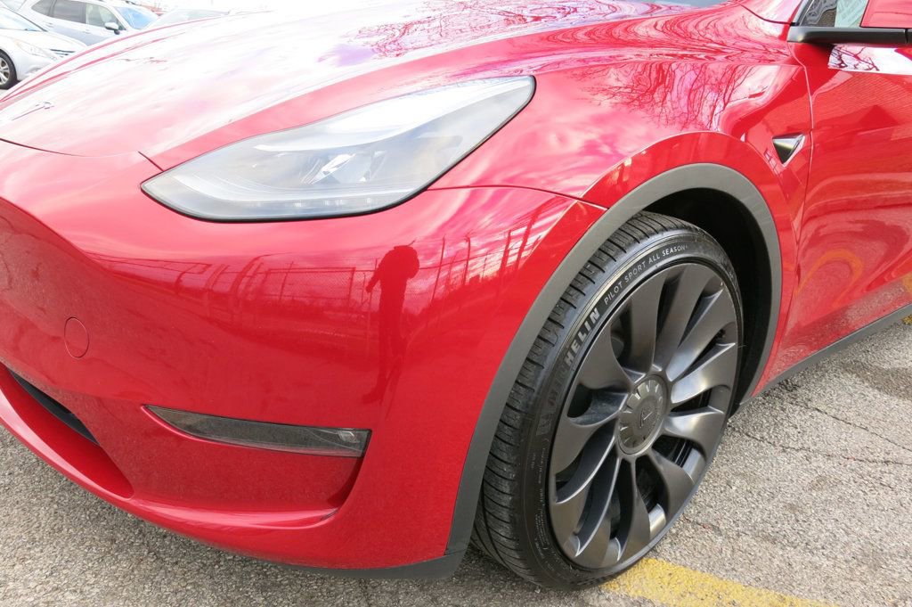 Used 2023 Tesla Model Y Performance image 37