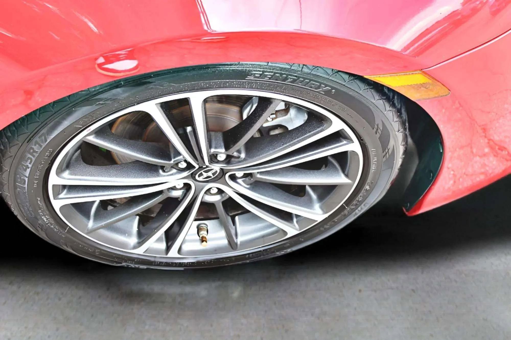 Used 2015 Scion FR-S image 22