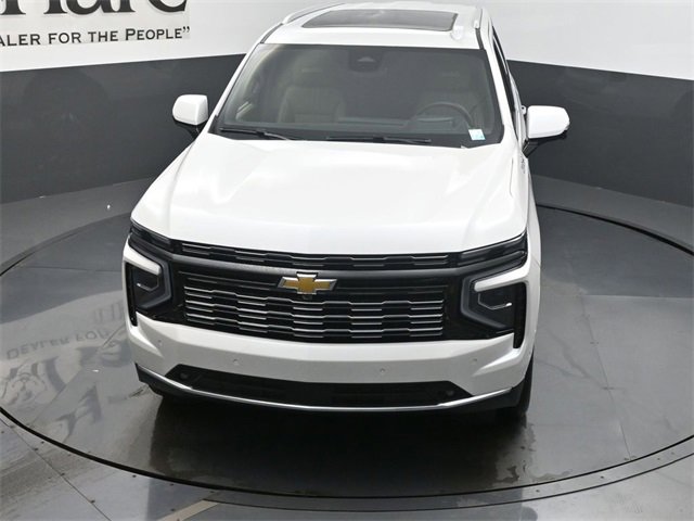 New 2025 Chevrolet Suburban High Country image 38