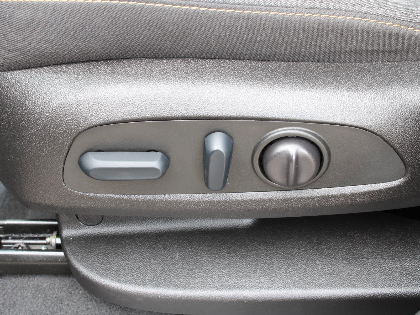 Certified 2022 Chevrolet Equinox LT image 18