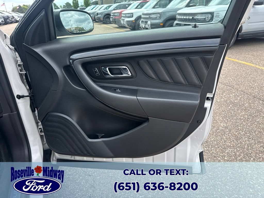 Used 2017 Ford Taurus SHO w/ Driver Assist Package AWD/4WD image 37