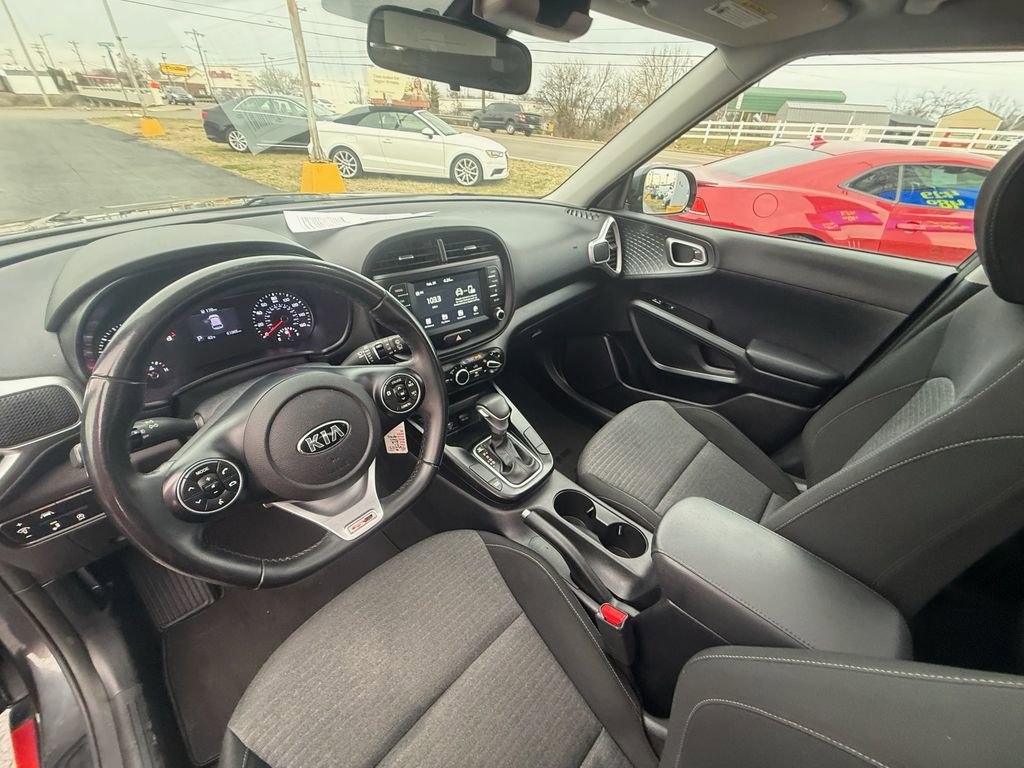 Used 2021 Kia Soul GT-Line image 14