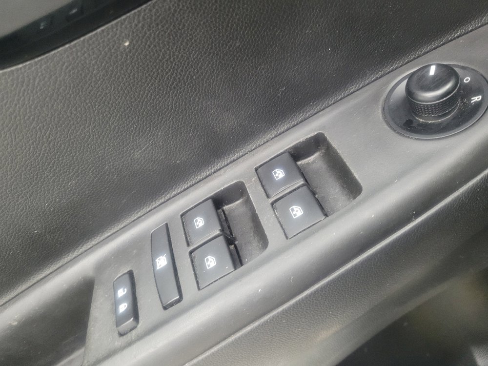 Used 2020 Chevrolet Spark LT image 27