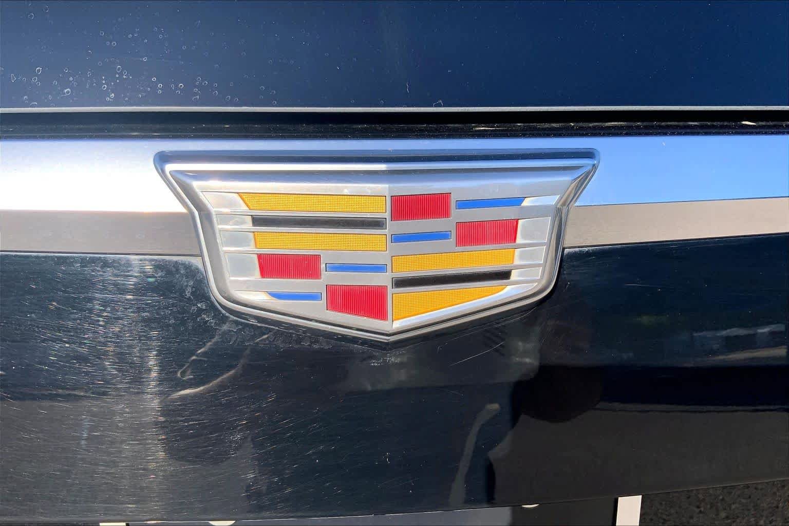 Used 2016 Cadillac Escalade Platinum AWD/4WD image 31