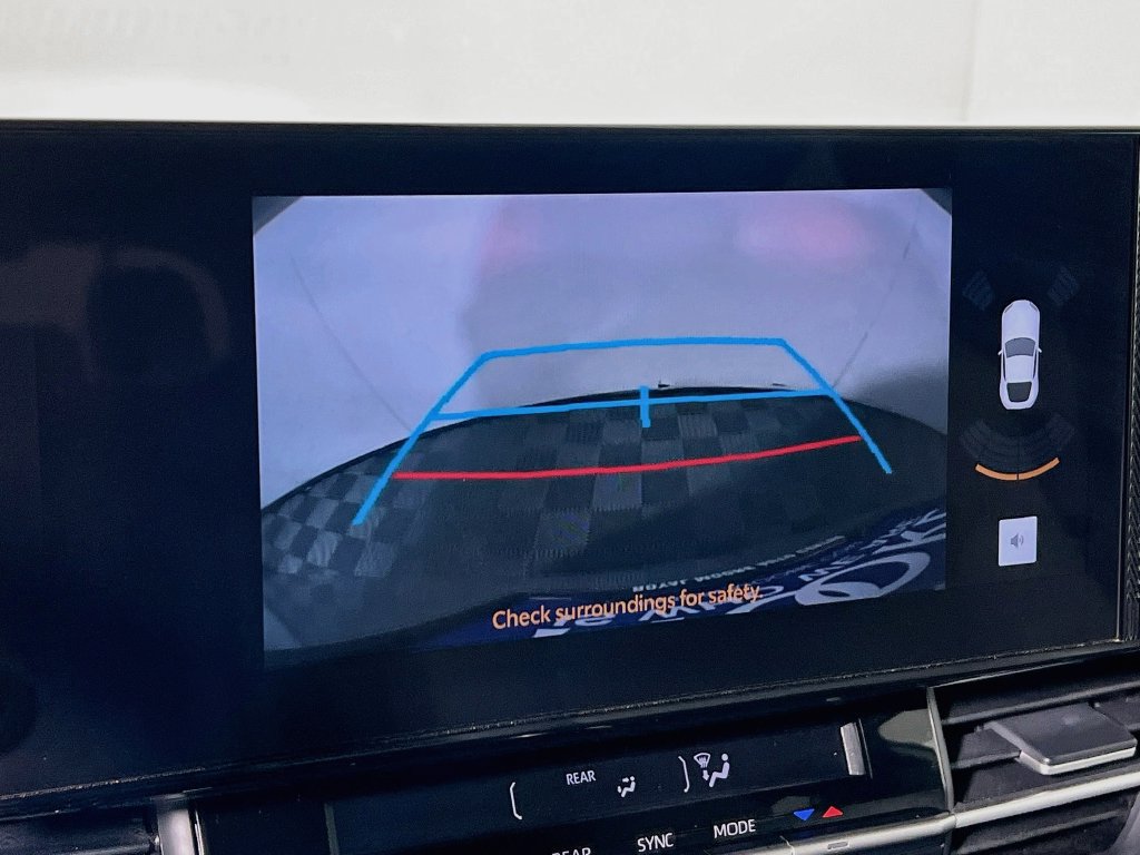 Certified 2025 Toyota Sienna XLE FWD image 12