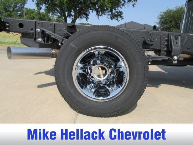 New 2026 Chevrolet Silverado 3500 W/T w/ WT Convenience Package AWD/4WD image 9