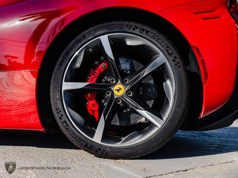 Used 2022 Ferrari SF90 Stradale image 34