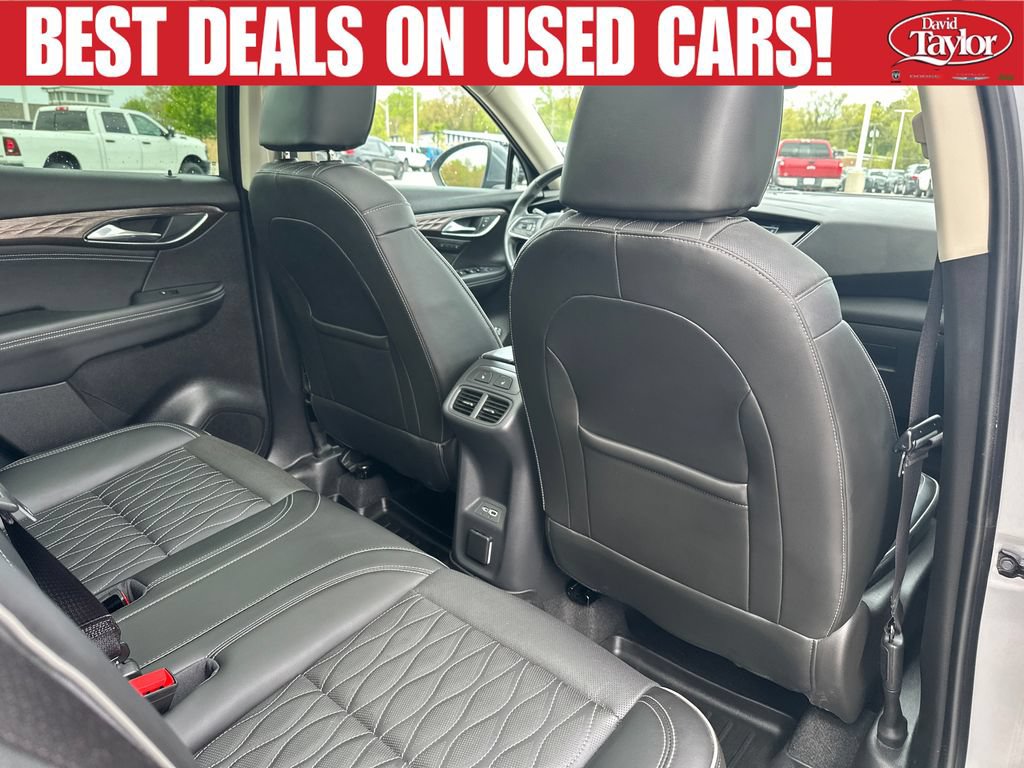 Used 2022 Buick Envision Avenir w/ Technology Package II FWD image 33