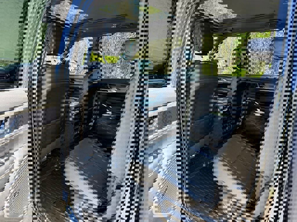 Used 2024 Jeep Wagoneer Series II w/ Convenience Group I image 30