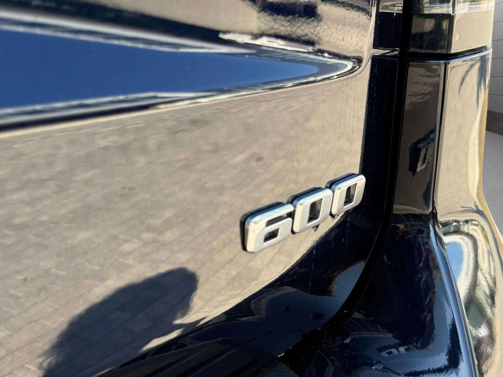 Used 2024 Cadillac Escalade ESV Sport Platinum w/ Heavy-Duty Trailer Package image 15