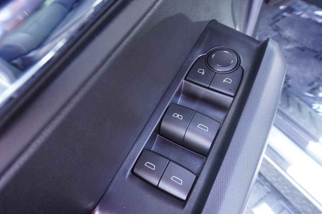 New 2026 GMC Canyon Elevation w/ Convenience Package RWD image 16