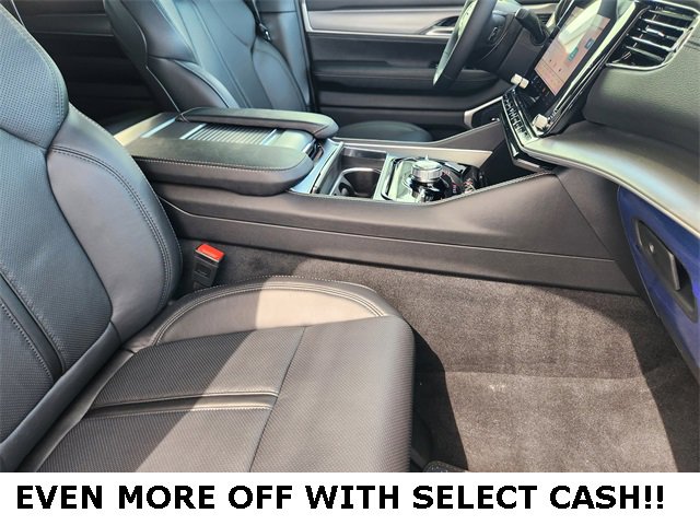 New 2025 Jeep Wagoneer Series II w/ Convenience Group I image 10