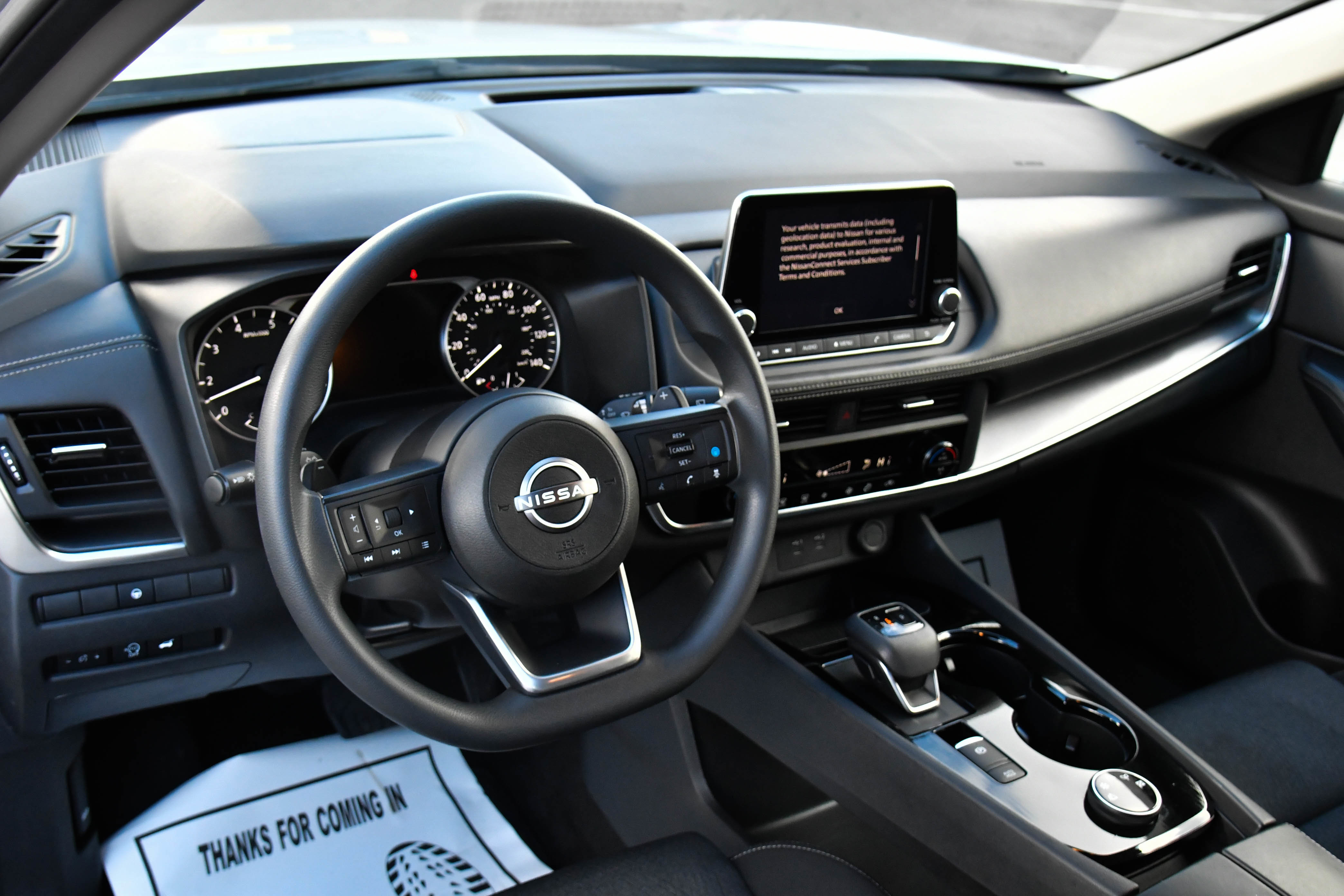 Used 2024 Nissan Rogue SV image 14