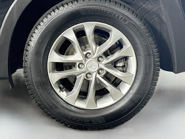 Used 2020 Hyundai Santa Fe SEL AWD/4WD image 30
