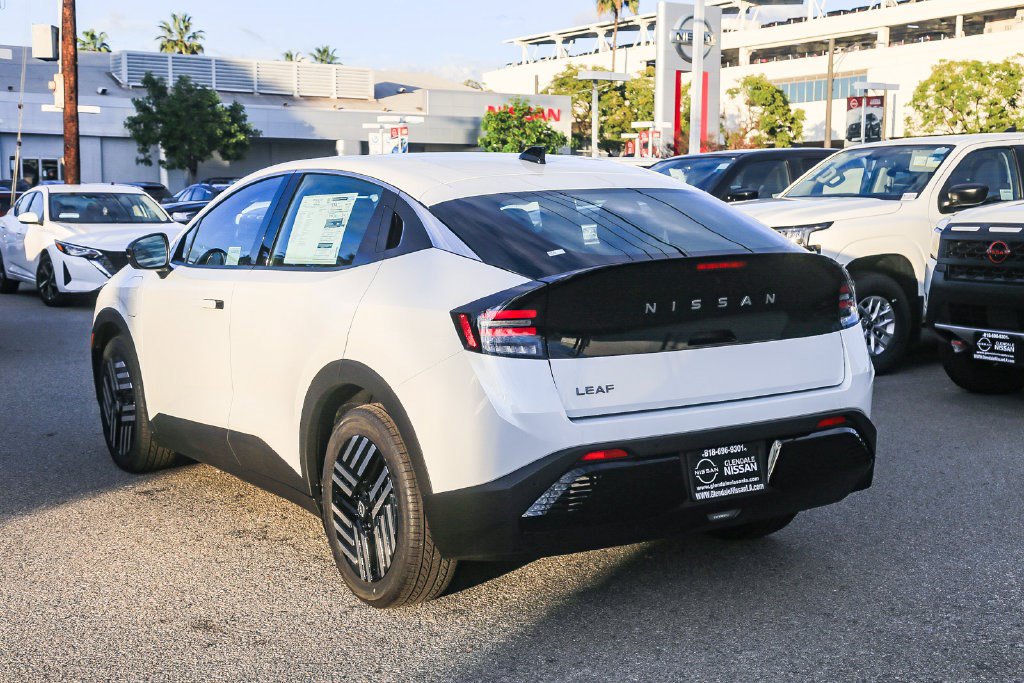 New 2026 Nissan Leaf SV+ FWD image 6