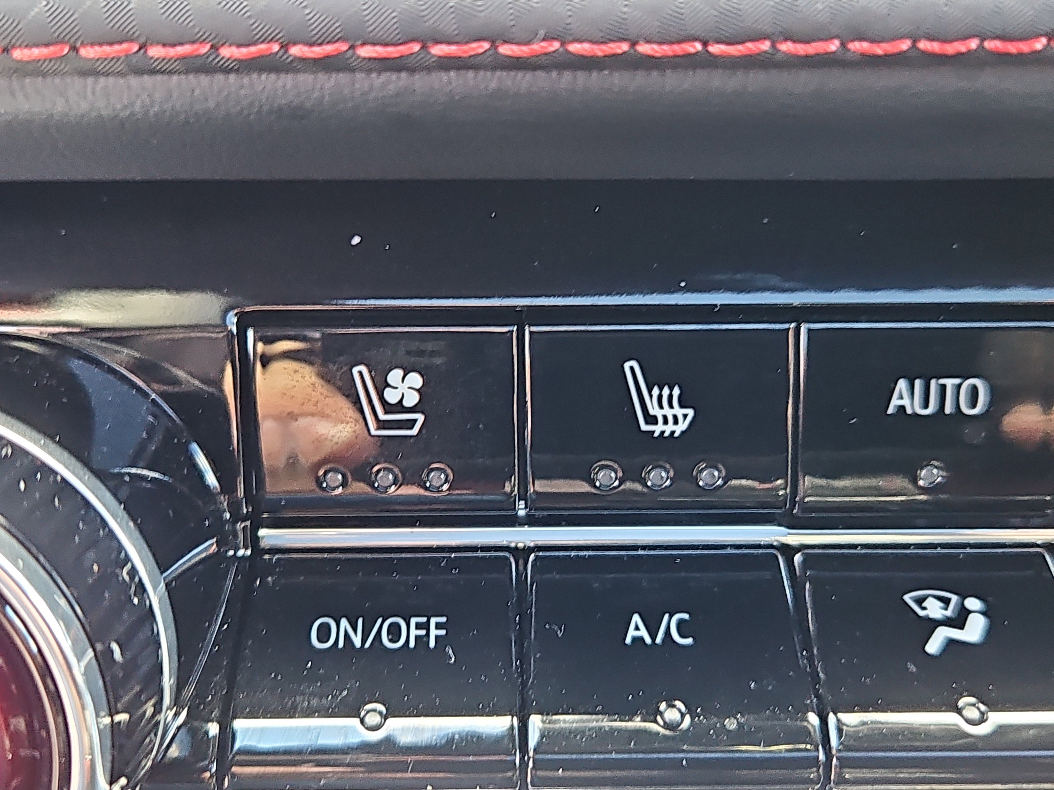 Used 2026 Chevrolet Equinox RS w/ Convenience Package III image 15