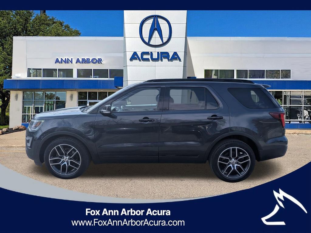 Used 2017 Ford Explorer Sport w/ Equipment Group 401A AWD/4WD image 2