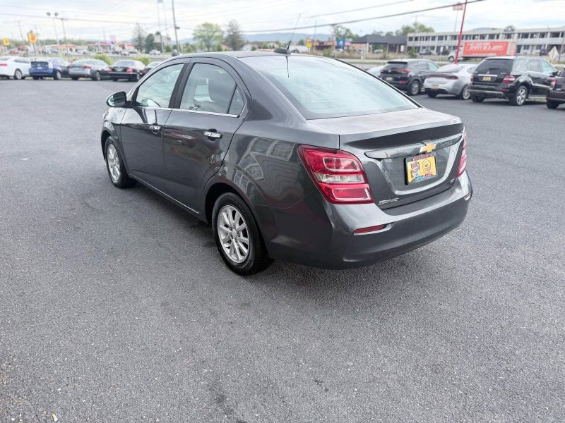 Used 2017 Chevrolet Sonic LT image 5