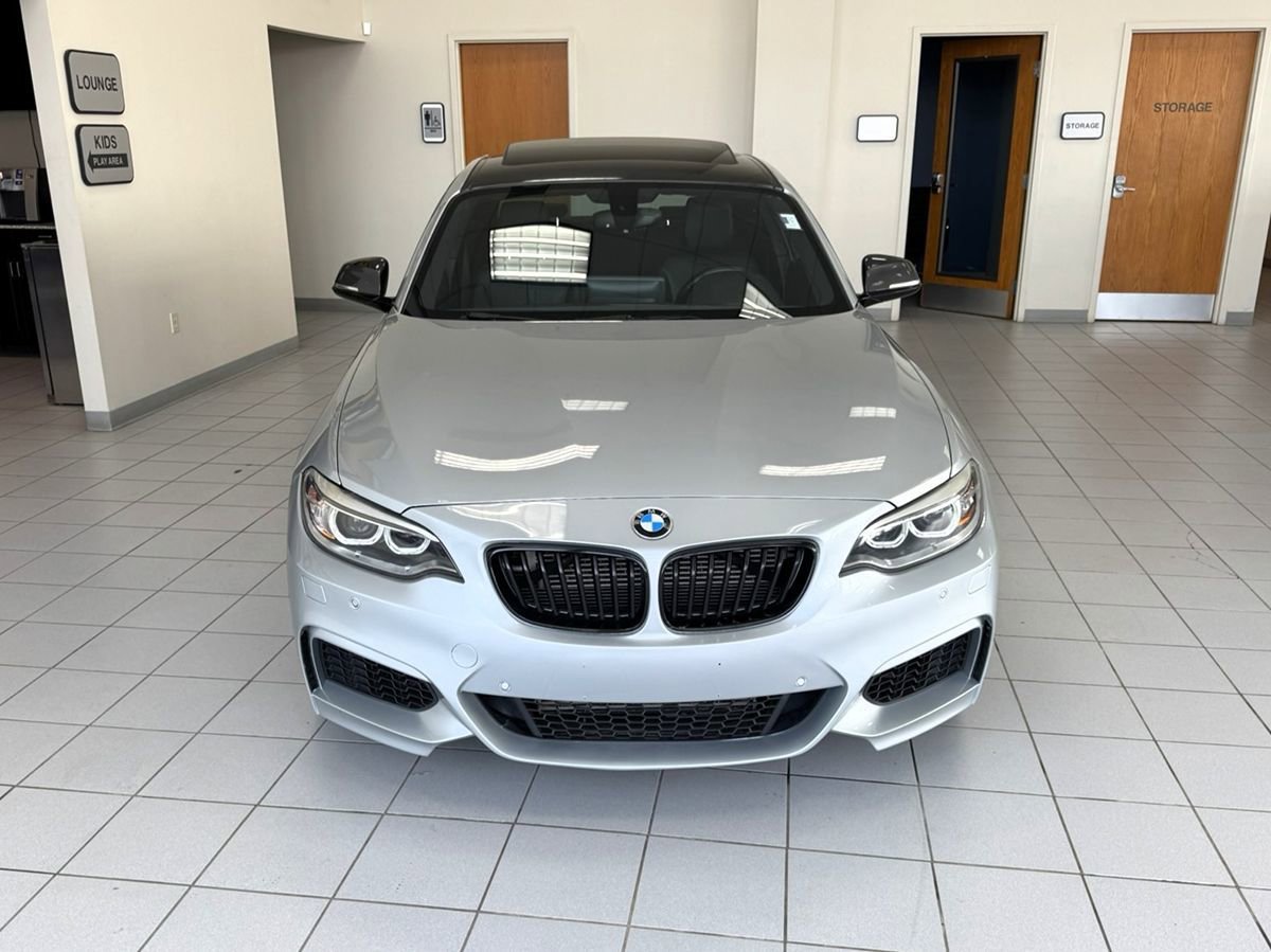 Used 2016 BMW M235i xDrive Coupe AWD/4WD image 5