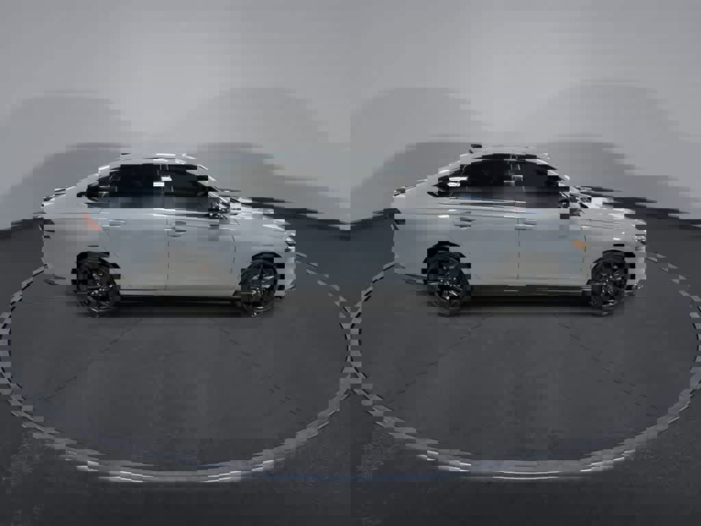 Used 2024 Honda Accord Sport image 9