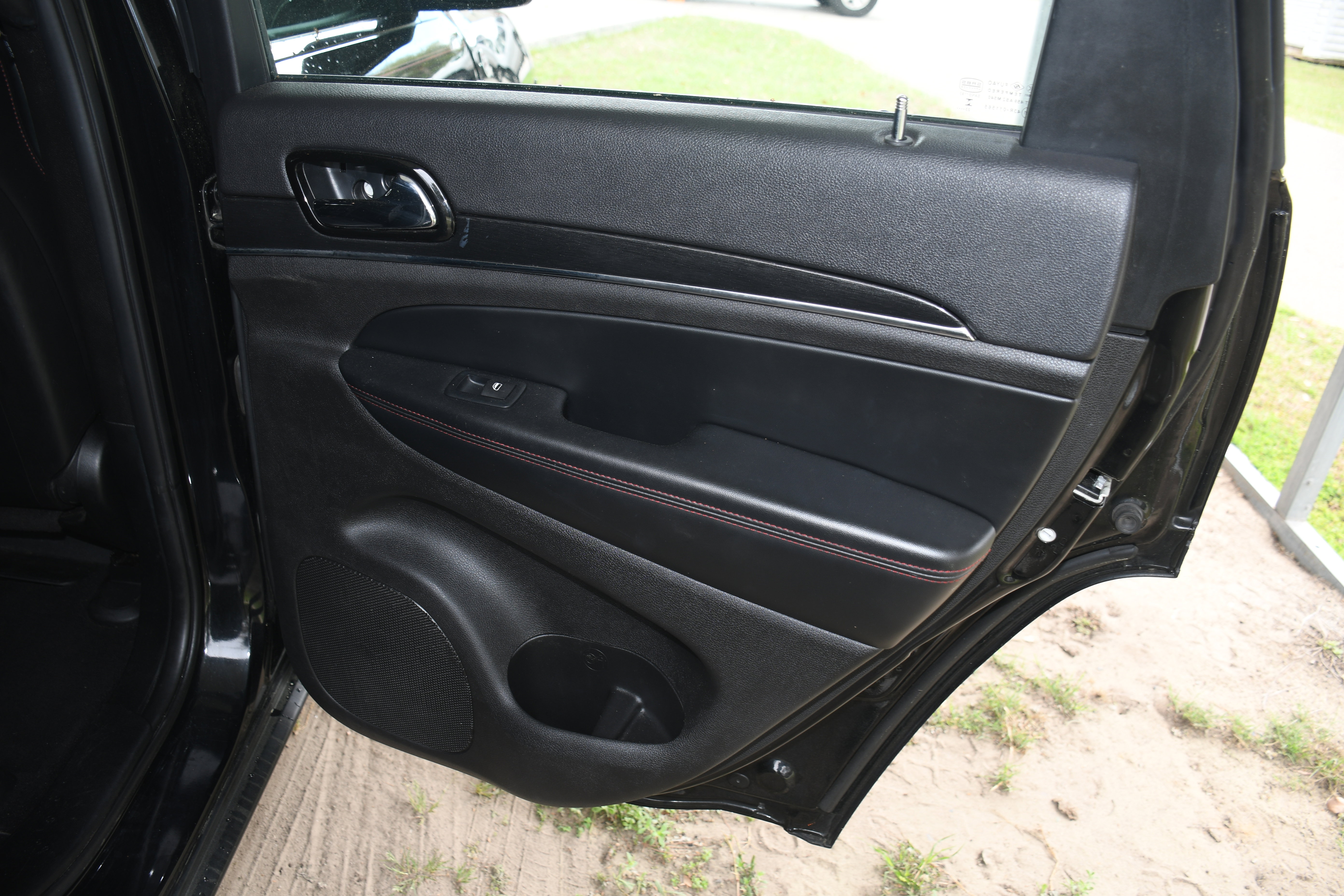 Used 2020 Jeep Grand Cherokee Trailhawk w/ Trailhawk Luxury Group image 23