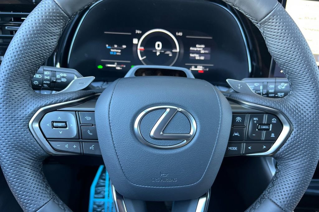 New 2026 Lexus TX 500h AWD image 23
