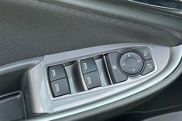Used 2025 Chevrolet Malibu LT image 12
