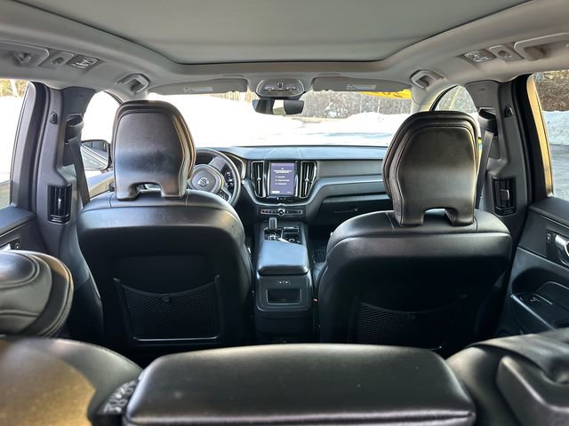 Used 2024 Volvo XC60 B5 Core image 13
