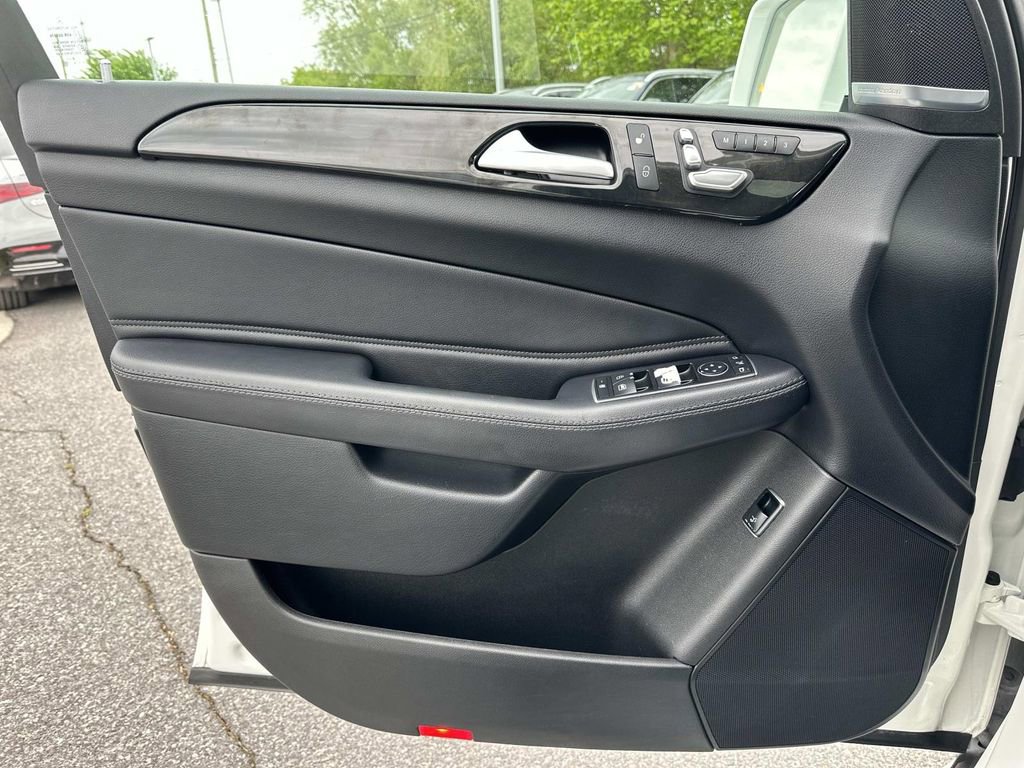 Used 2017 Mercedes-Benz GLS 450 4MATIC image 23