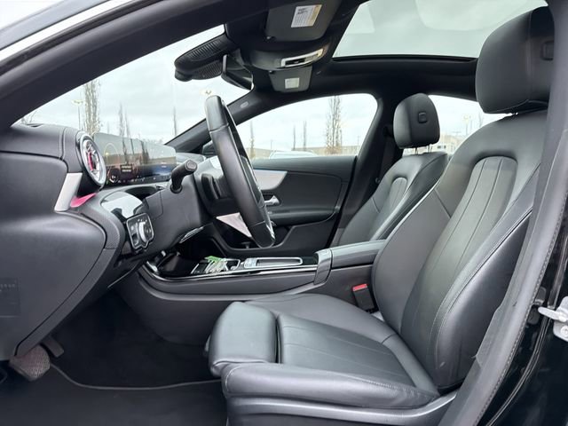 Used 2025 Mercedes-Benz CLA 250 4MATIC image 11