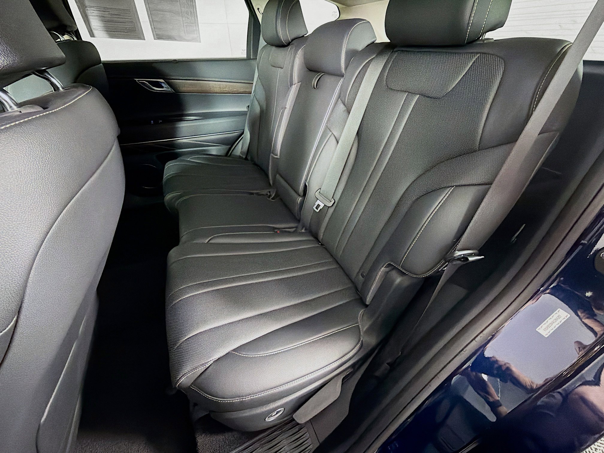 Used 2024 Genesis GV80 2.5T image 23