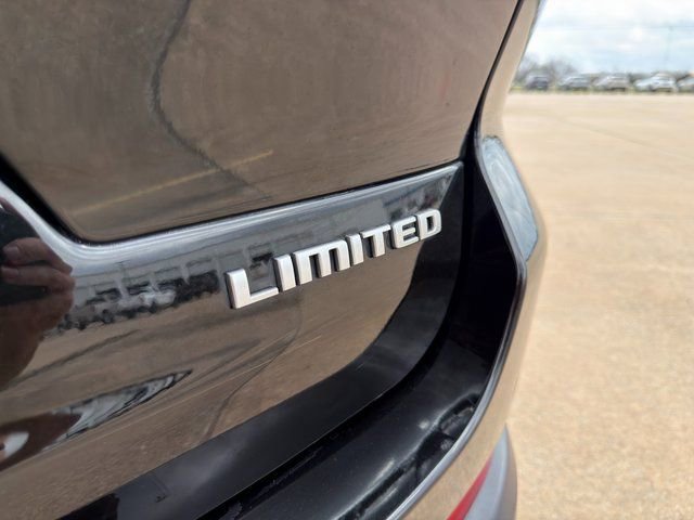 Used 2024 Jeep Grand Cherokee L Limited w/ Luxury Tech Group II AWD/4WD image 15