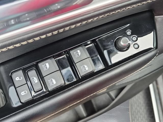 Used 2022 Jeep Wagoneer Series II AWD/4WD image 15