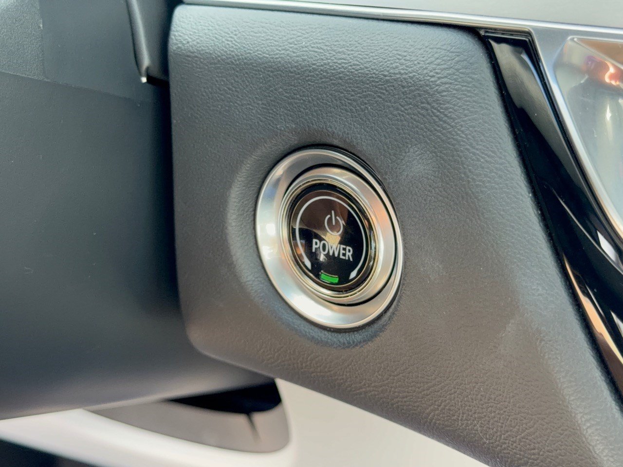 Used 2024 Cadillac Lyriq Luxury RWD image 20
