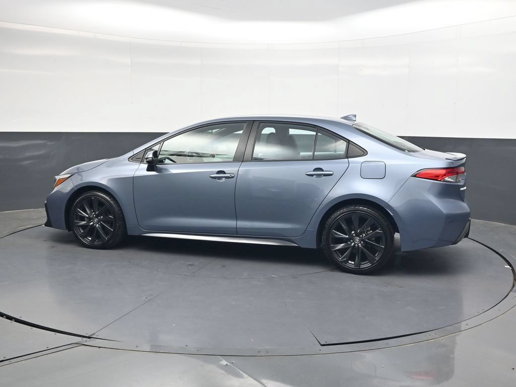 Used 2023 Toyota Corolla SE FWD image 7