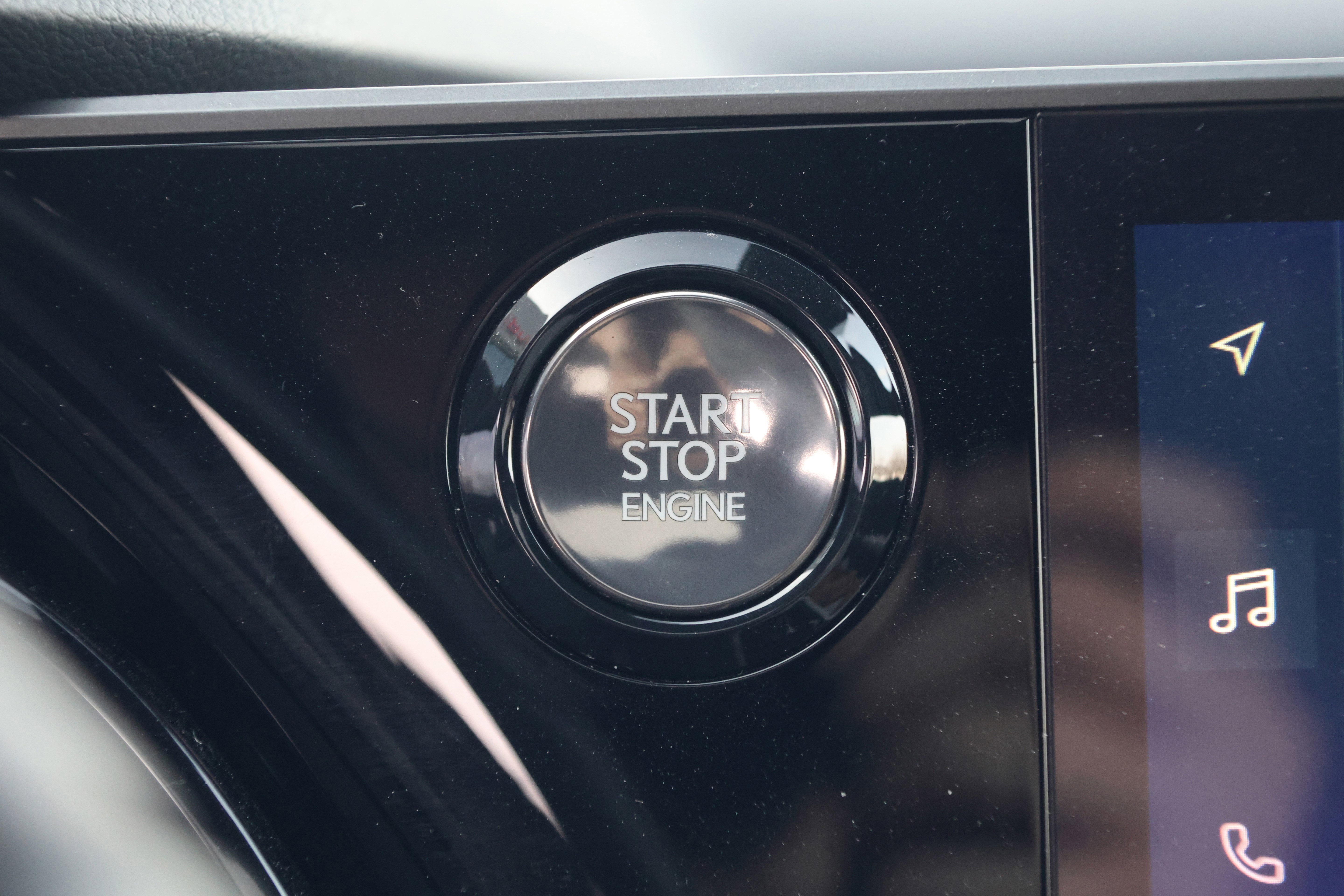 Certified 2024 Lexus RX 350 Premium w/ Accessory Package (Z1) image 22