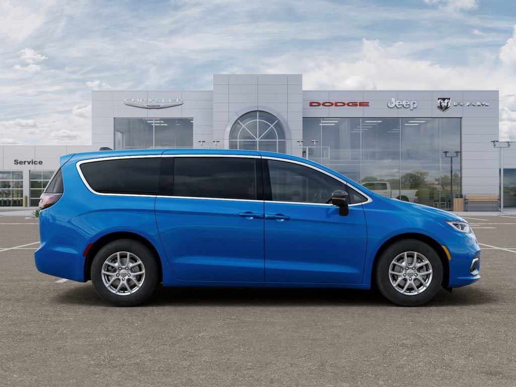 New 2026 Chrysler Pacifica Select FWD image 21