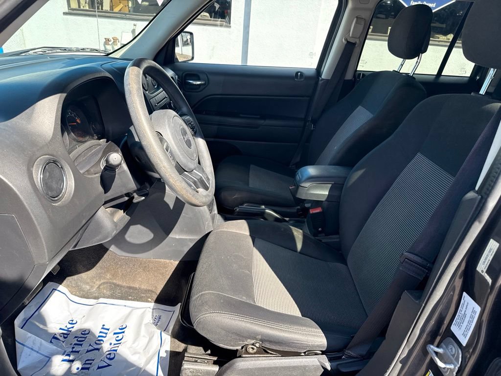Used 2014 Jeep Patriot Sport w/ Power Value Group AWD/4WD image 20