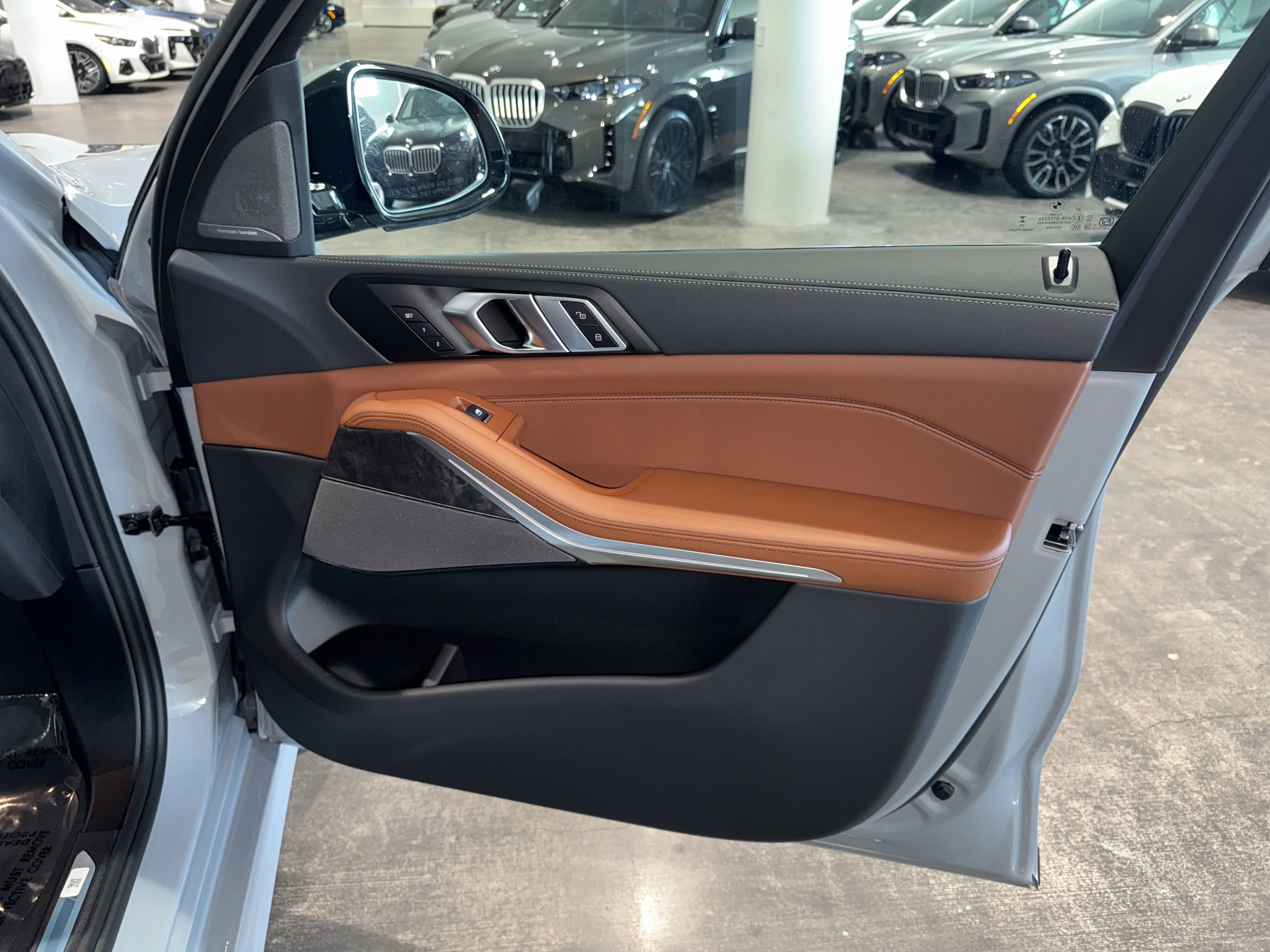New 2026 BMW X7 xDrive40i w/ M Sport Package image 8