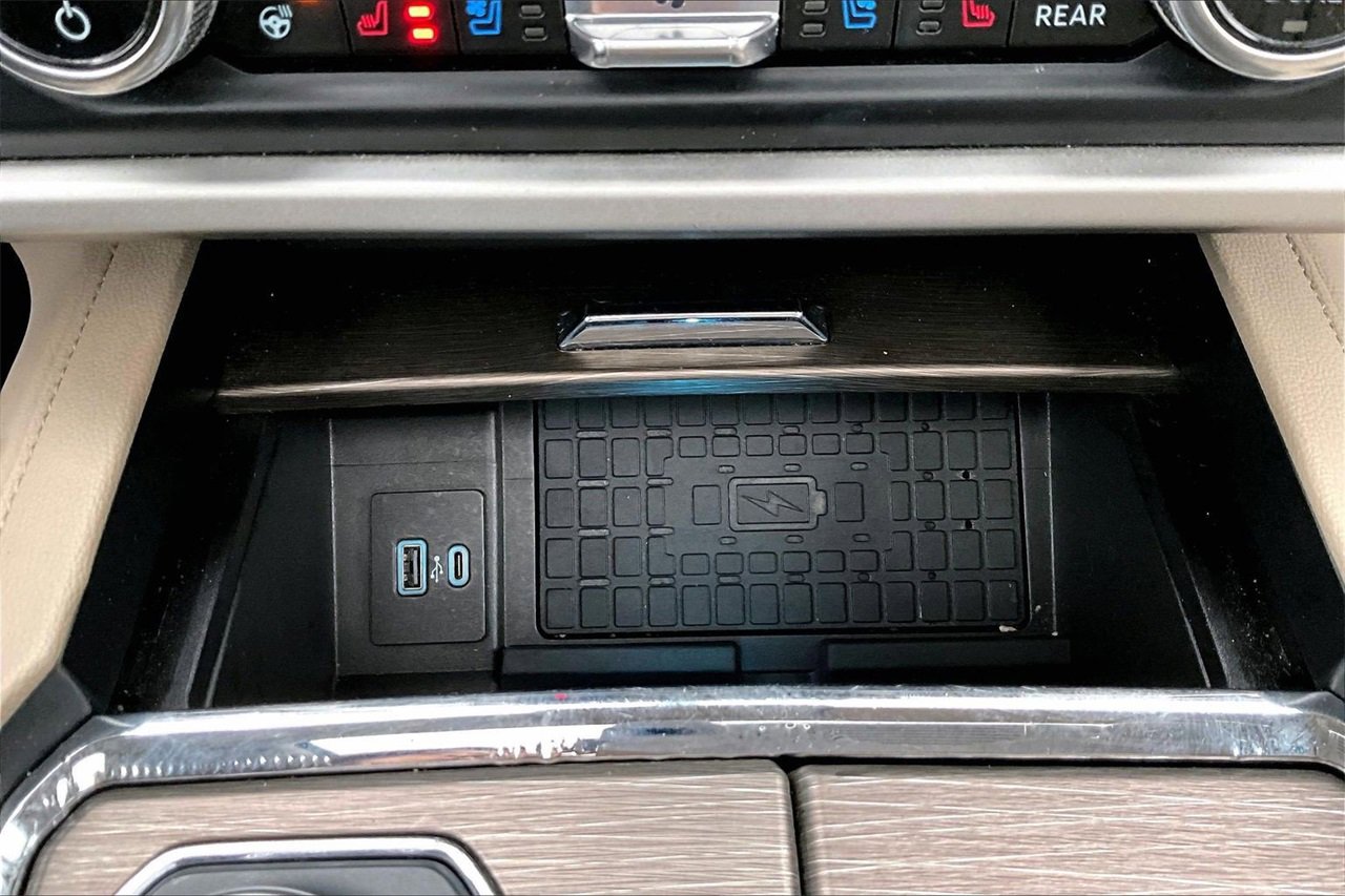 Used 2024 Ford Expedition Limited image 18