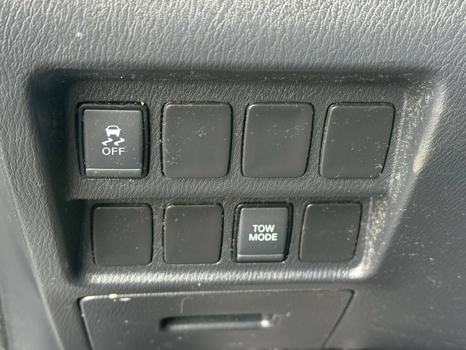 Used 2019 Nissan Pathfinder S AWD/4WD image 34