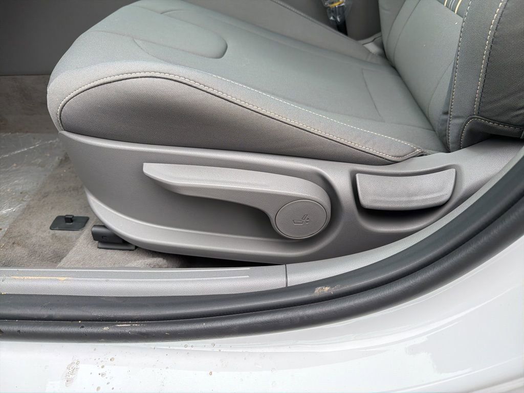 New 2026 Hyundai Elantra Sport w/ Cargo Package image 14